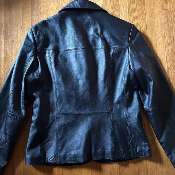 Vtg Early 2000s Wilson’s Leather Maxima Fit and Flair Leather Jacket, Size Large